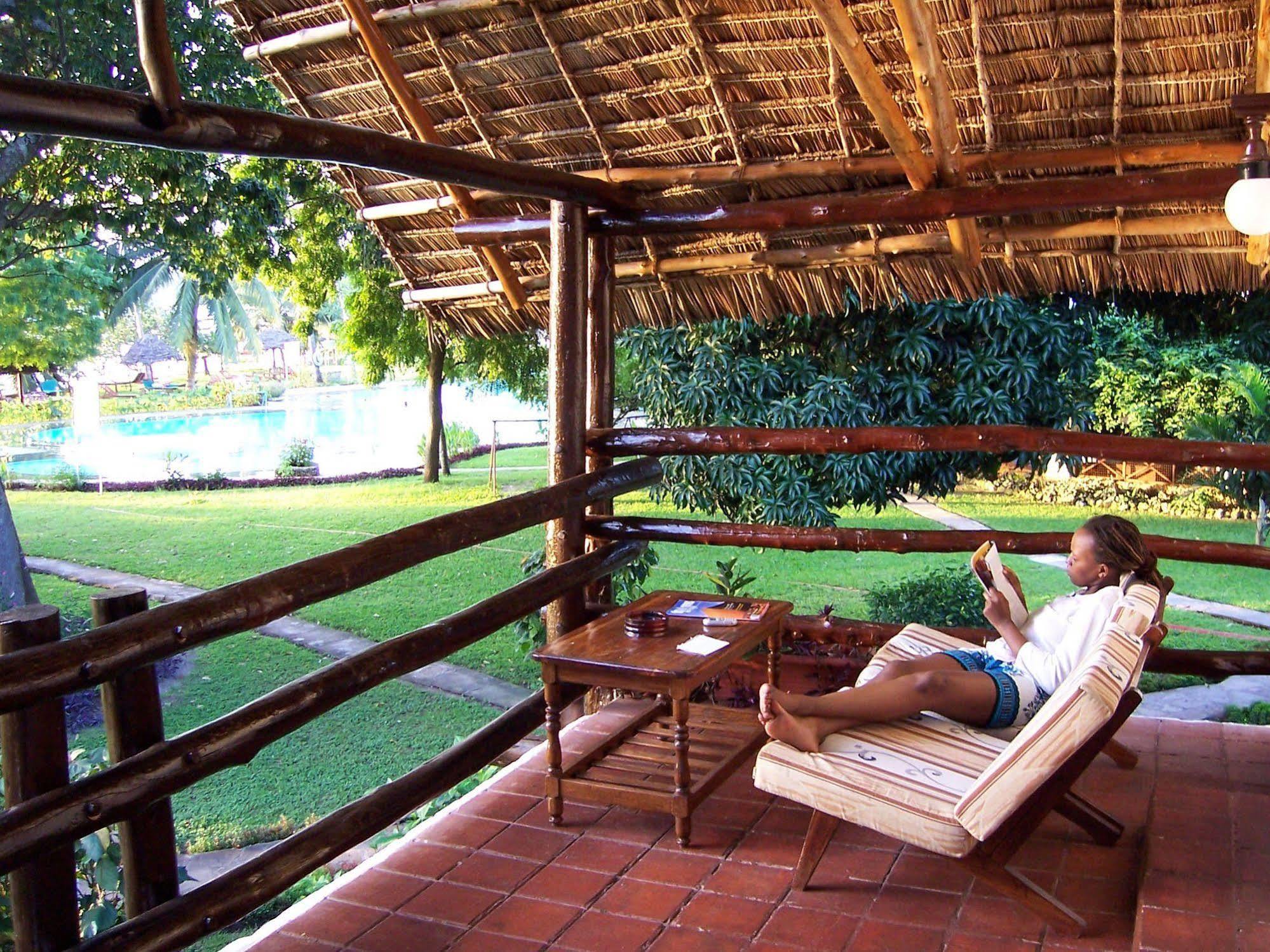 Zanzibar Beach Resort Esterno foto